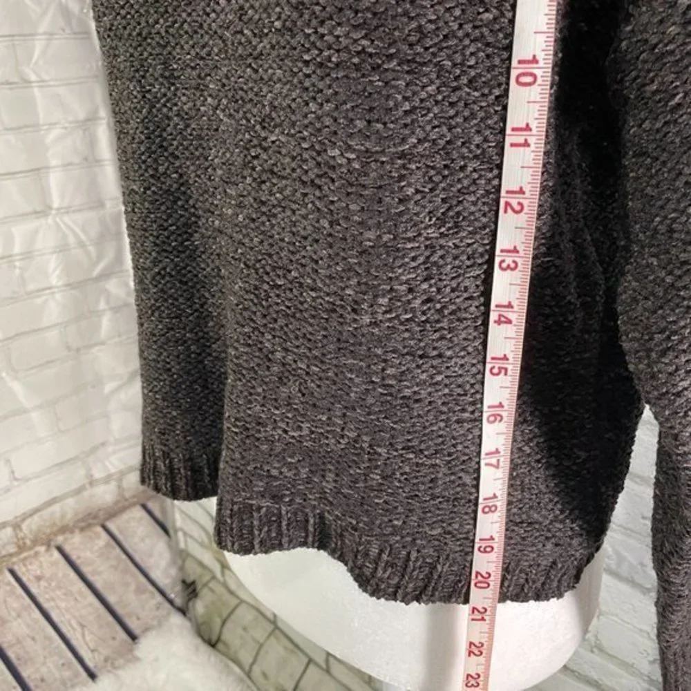 EVELYN TAYLOR Black Mock Neck Sweater Small - Picture 11 of 12